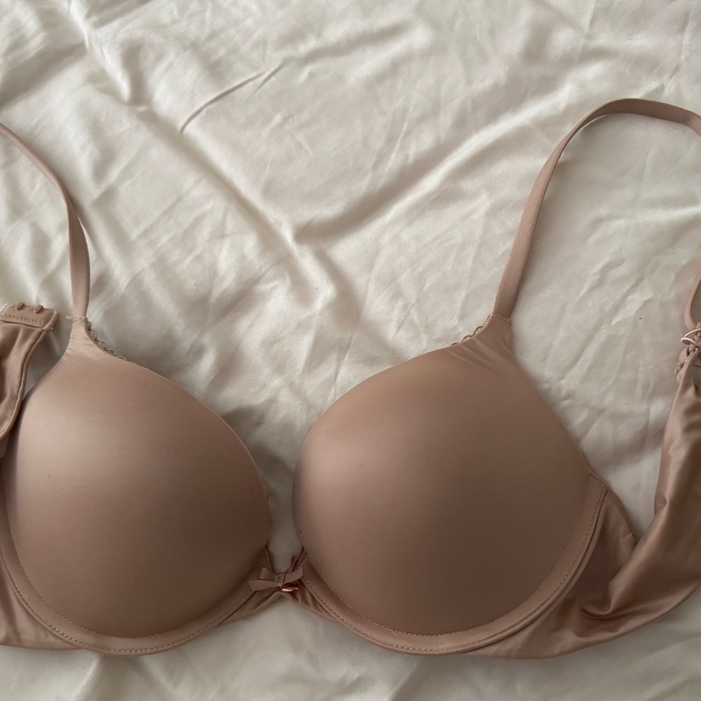 Victoria's Secret Blush Bra